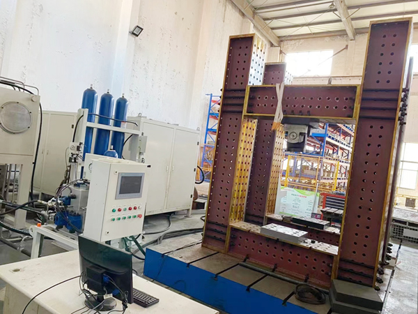  Servo cylinder test bench